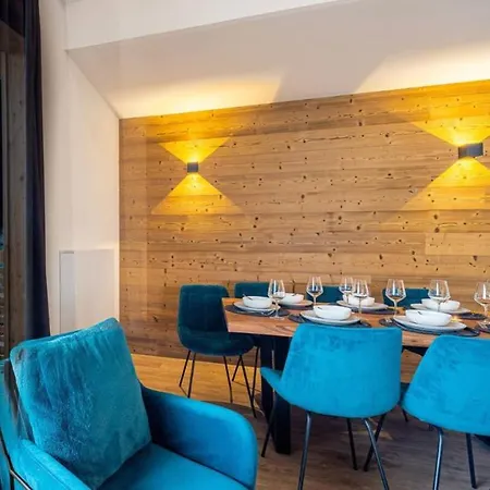Apartment Luxury Chalet Prive With Jaccuzi Courchevel